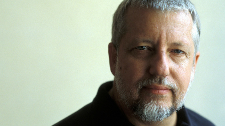 Dan Simmons Dan Simmons